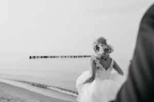 Hochzeitsfotografie_Ostsee_Heiligendamm_Strandhochzeit-89-300x200 Hochzeitsfotografie Ostsee Heiligendamm Strandhochzeit 89  